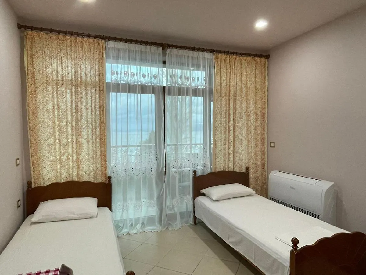 Vila Vadeha Pogradec 0*,