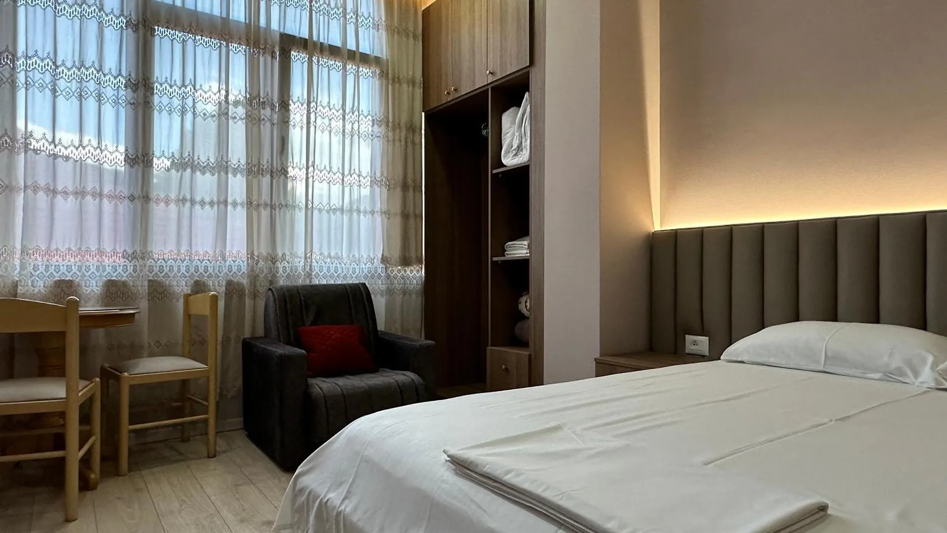 Hotel Vila Vadeha Pogradec